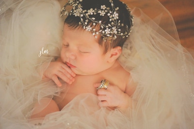 newborn moms wedding veil 